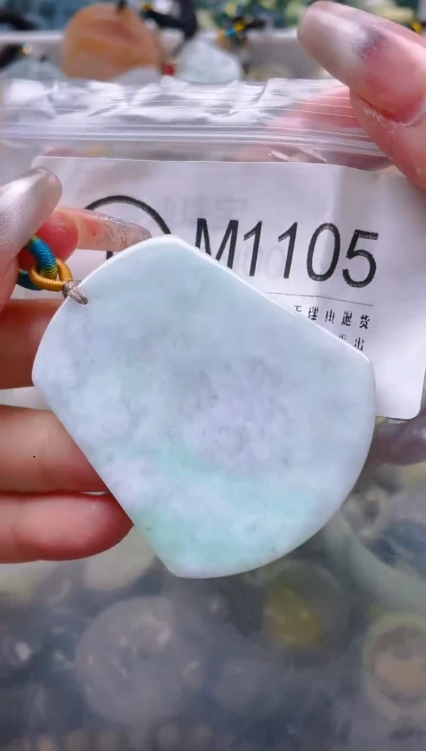 【闪购商品】翡翠颈饰未镶嵌/M/翡翠A货一图一物