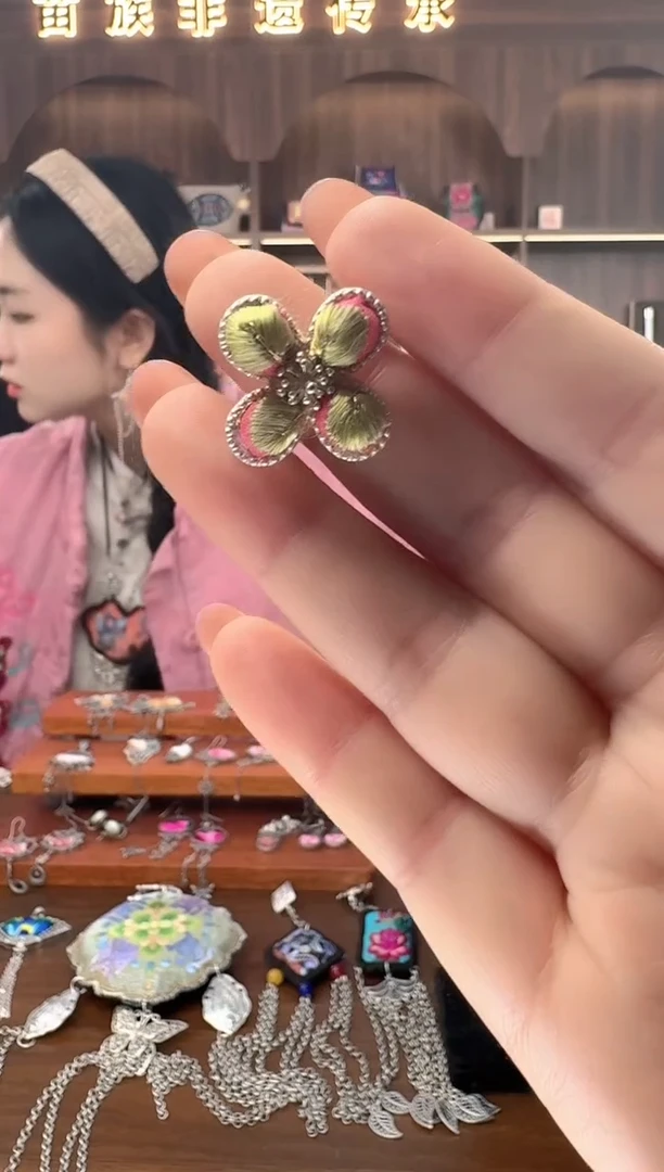 刺绣扶光苗绣传承26