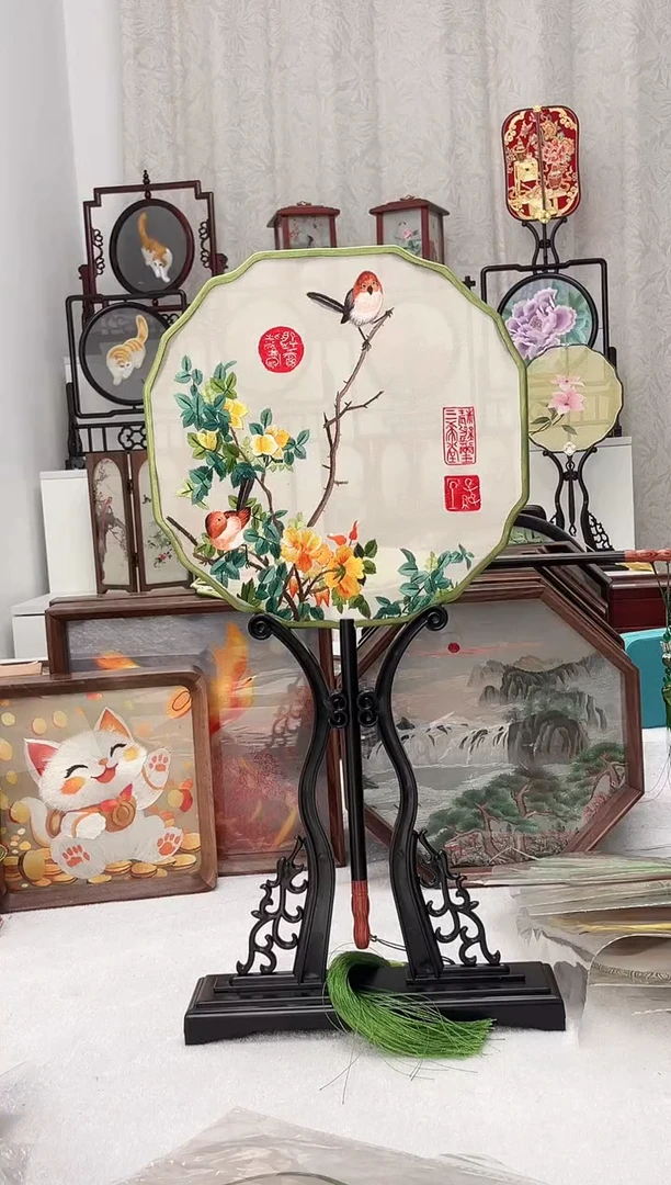 扇子绣作品手工团扇