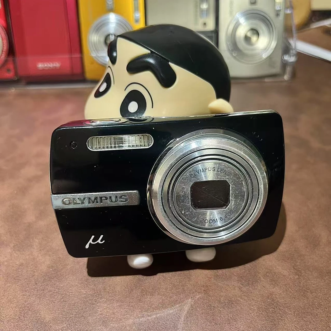 95新 Olympus/奥林巴斯 U820 800w像素 7倍无内存卡 出片清冷自然