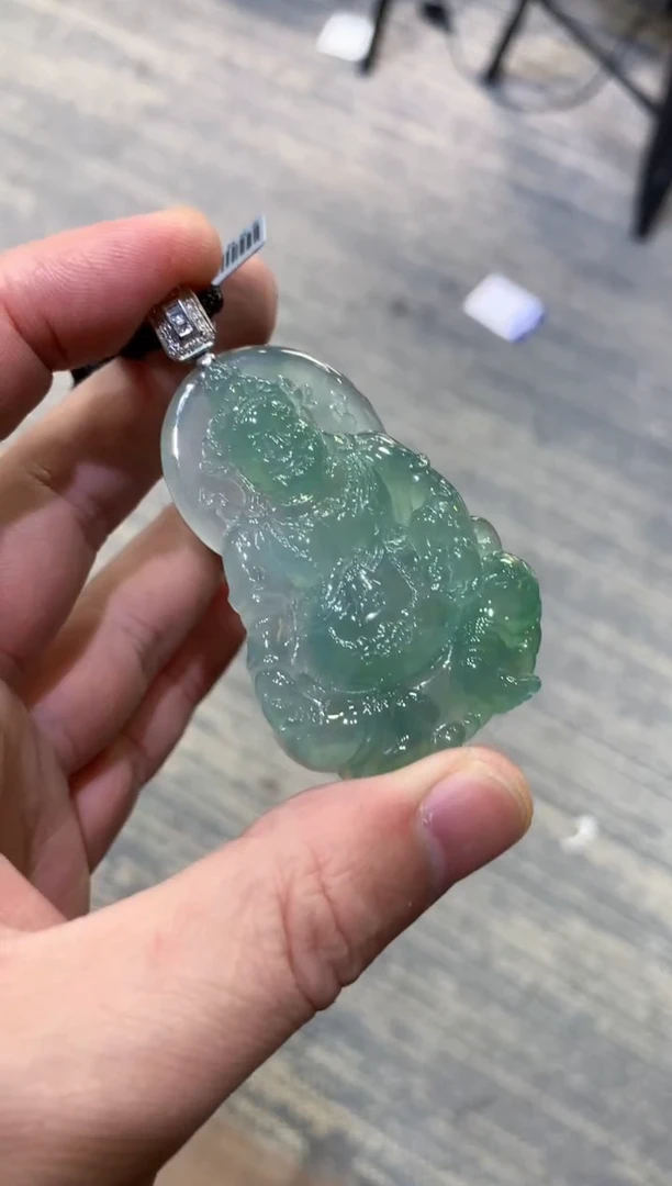 颈饰未镶嵌翡翠天然A货翡翠