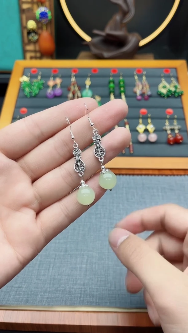 【闪购商品】玛瑙/玉髓耳钉银S925镶嵌211000