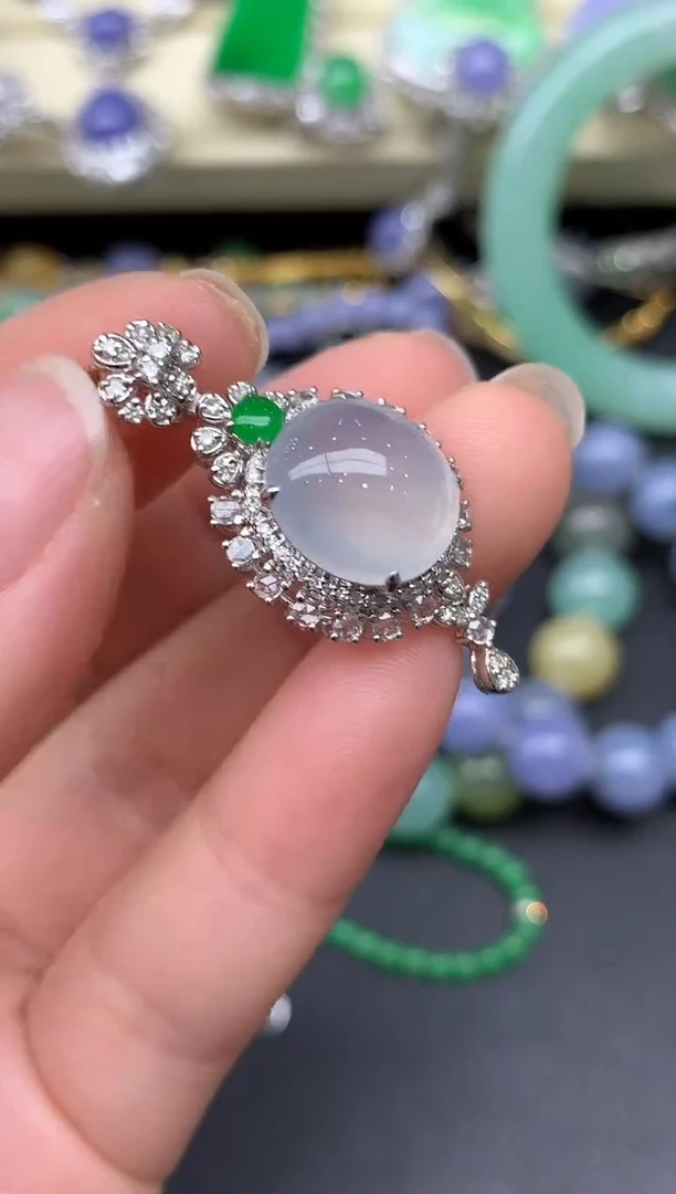 颈饰18K金镶嵌翡翠384-雪姐翡翠天天见