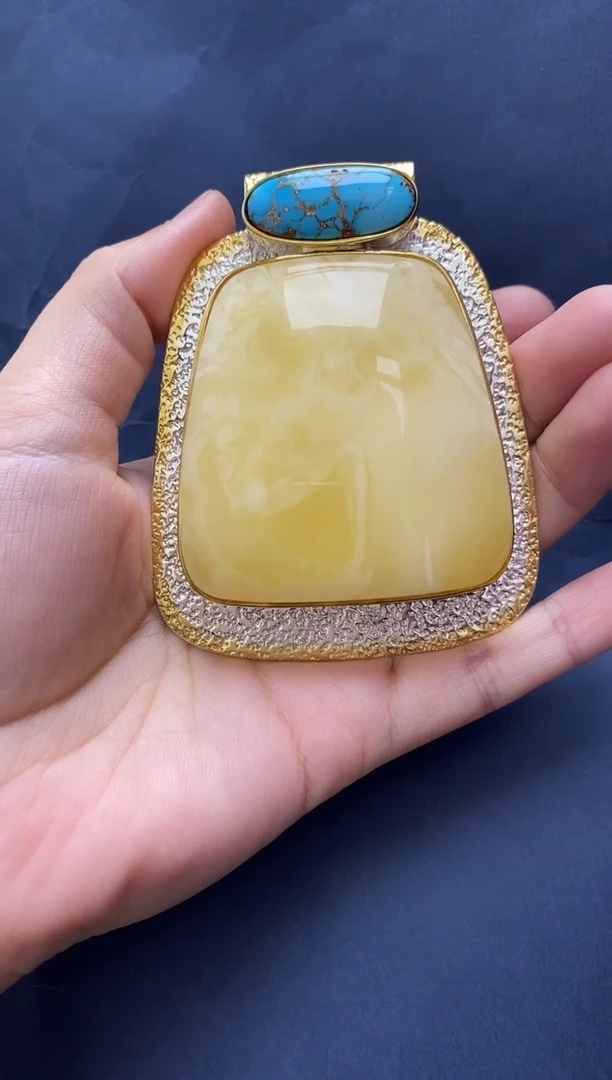 裸石琥珀未镶嵌吊坠