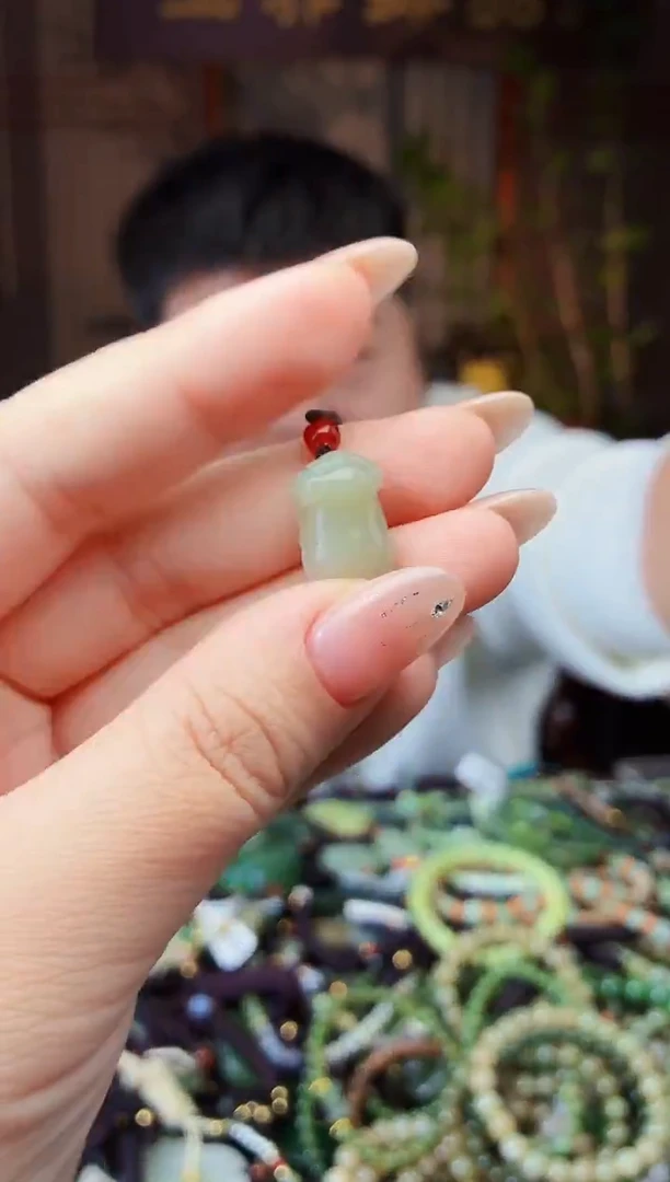 颈饰未镶嵌和田玉多样性发货拍一发一