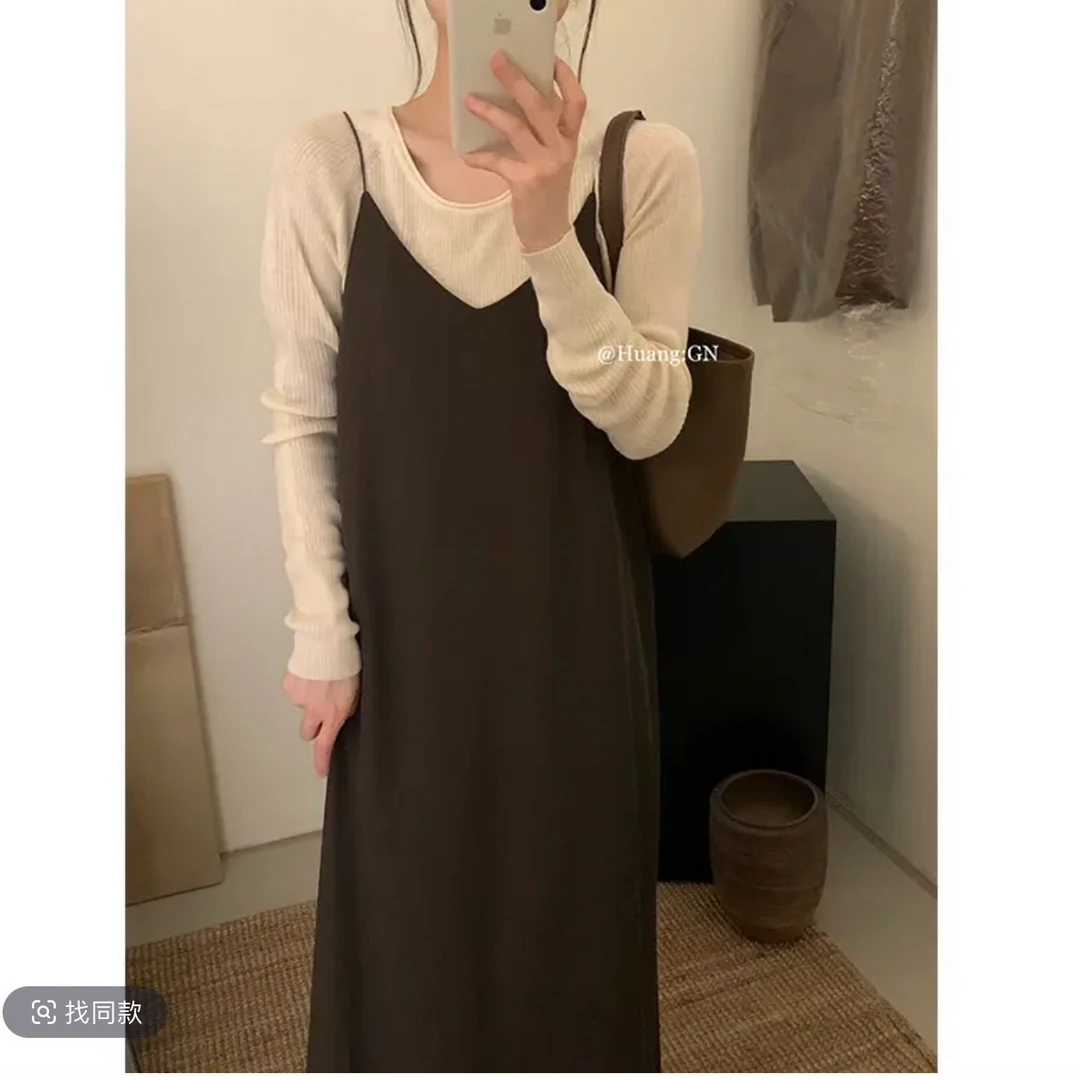 糖尤尤~2025新款小个子时尚孕妇显瘦吊带裙+防晒圆领上衣套装