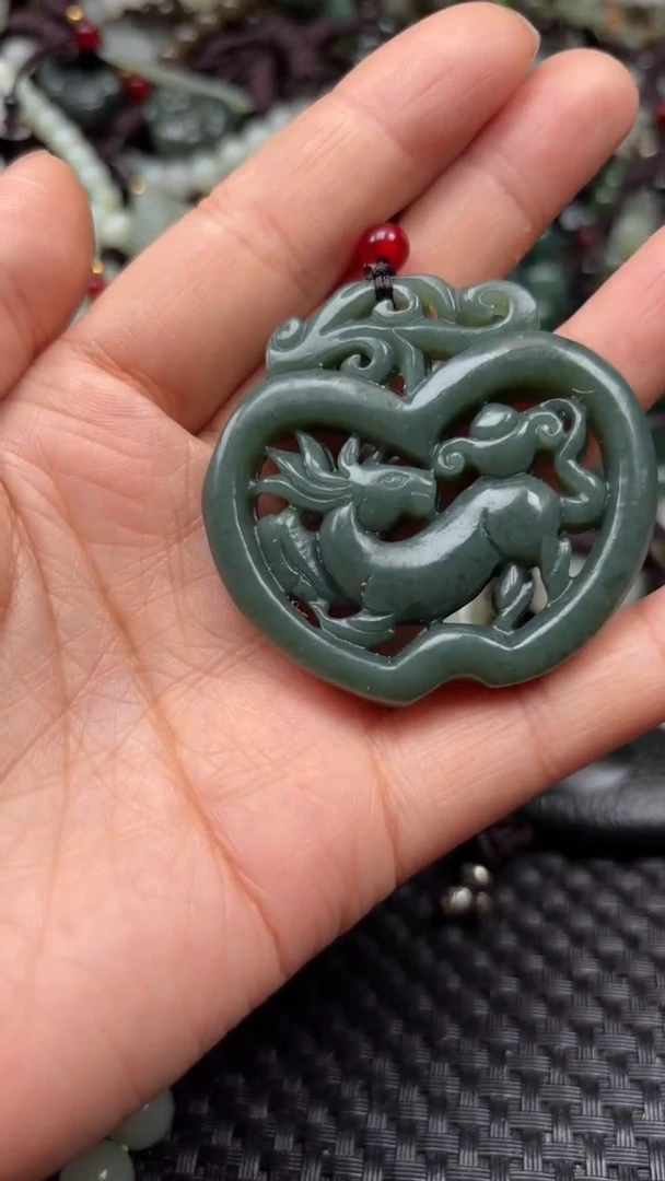 【闪购商品】和田玉颈饰未镶嵌.