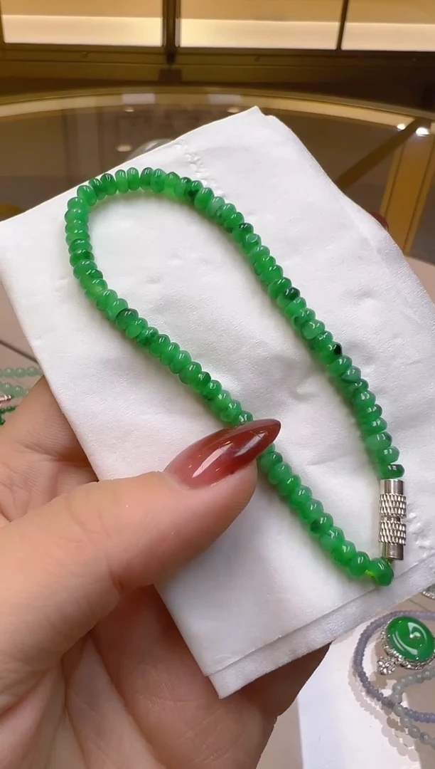 【闪购商品】翡翠手串未镶嵌长 多样性团购发一件