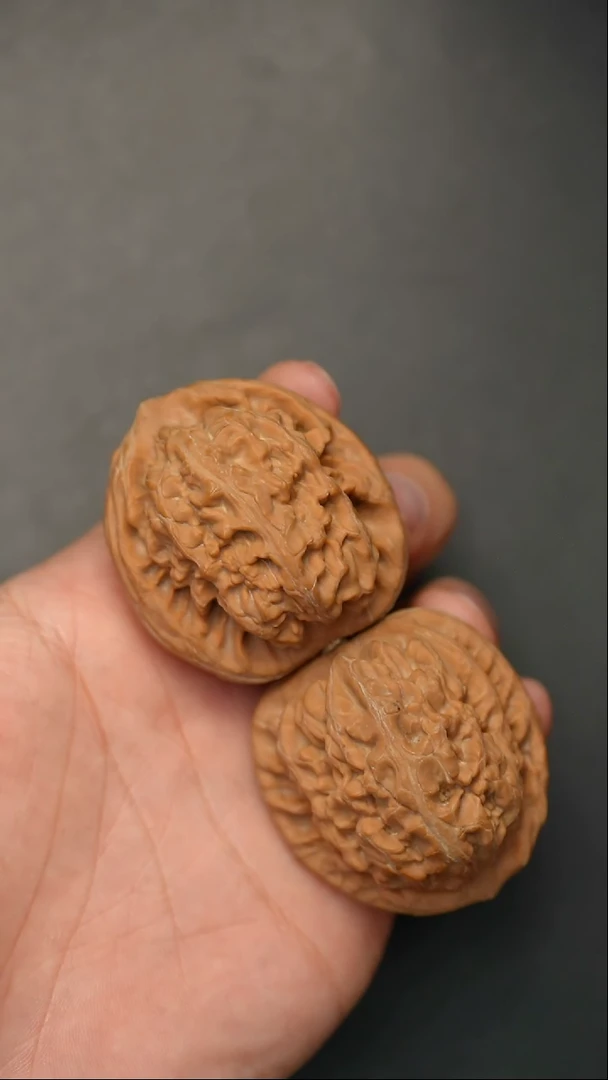 把件文玩核桃全品红锦鲤44