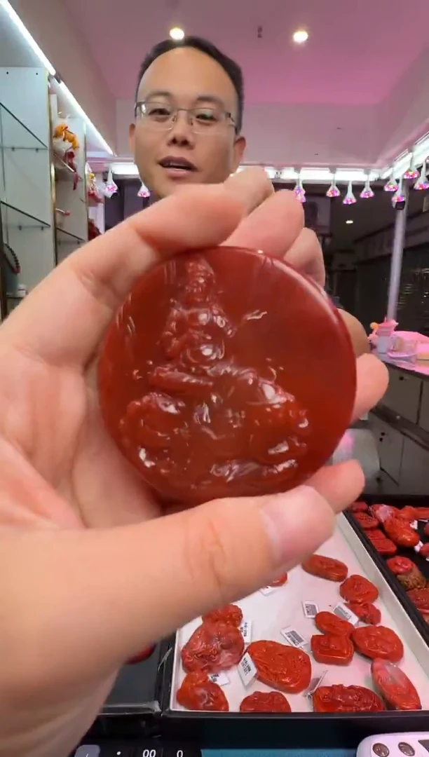 未镶嵌雕刻南红玛瑙052ZB1105产品一个