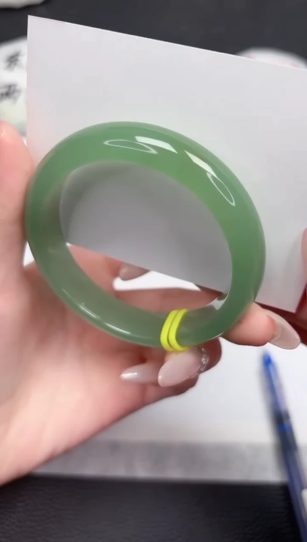 【闪购商品】石英质玉手镯未镶嵌161-56.2