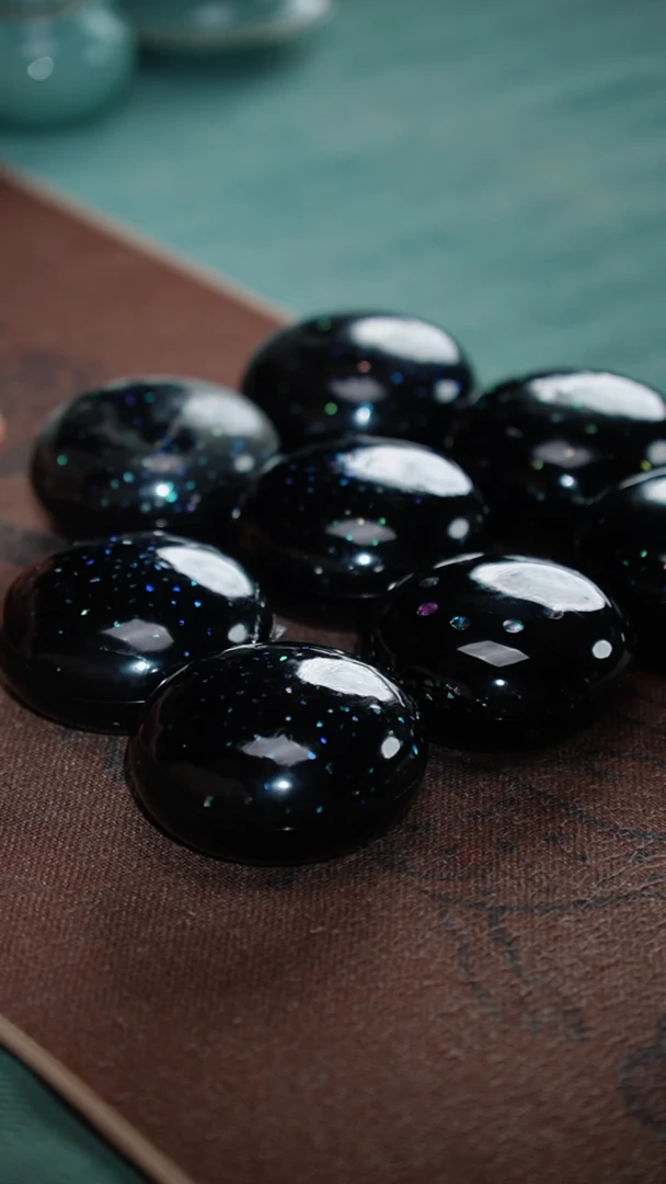 33-20点螺香粉盒（器型随机）