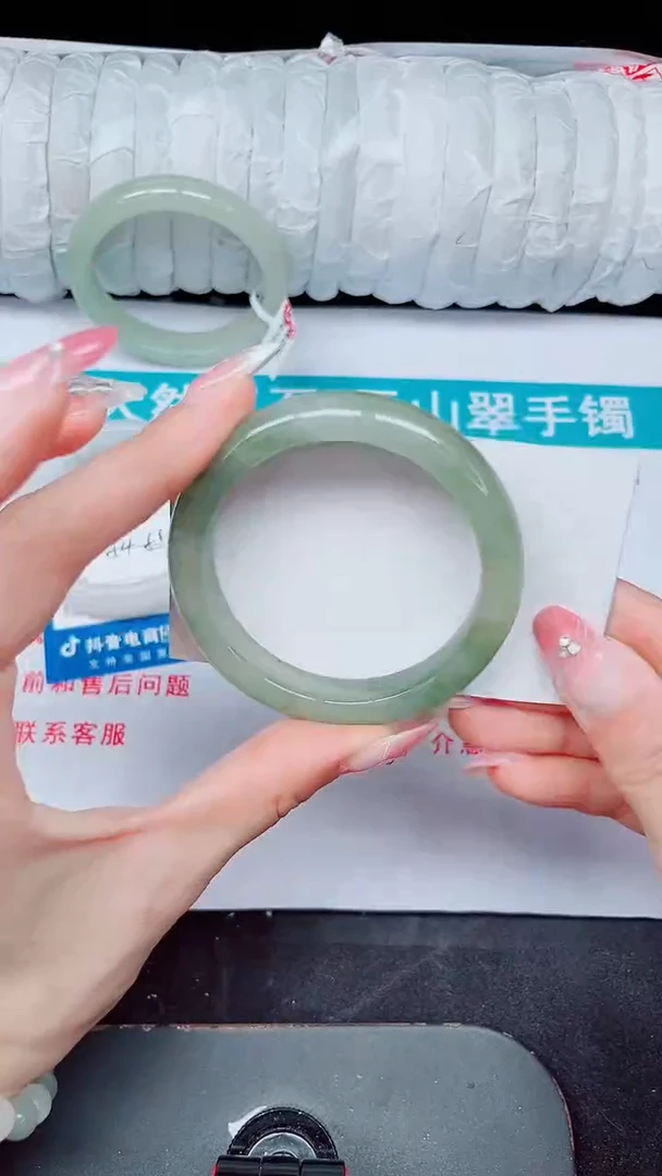 未镶嵌手镯石英质玉192-52/53