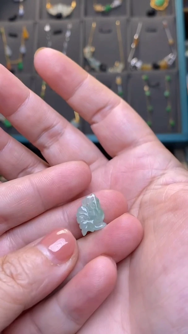 颈饰未镶嵌翡翠净货36251