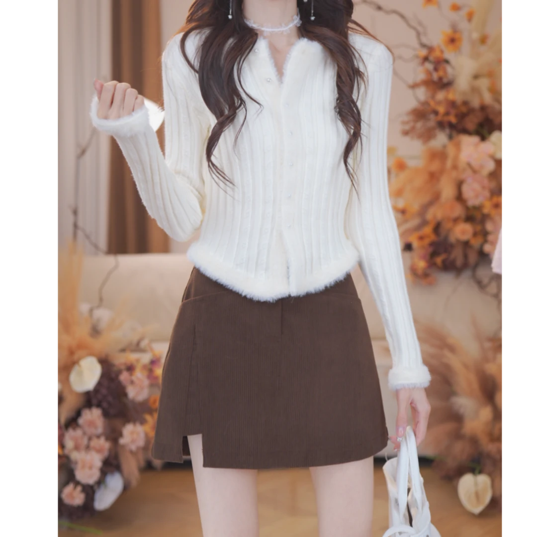 曾小咸 针织长袖毛毛领精致纽扣毛衣F0471