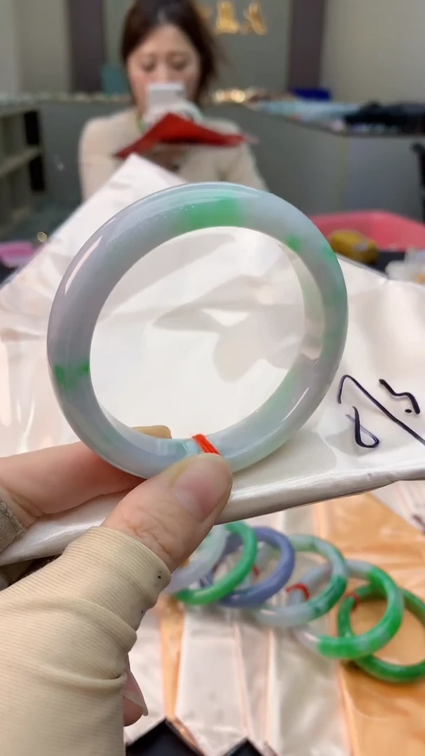 未镶嵌手镯翡翠0013942658