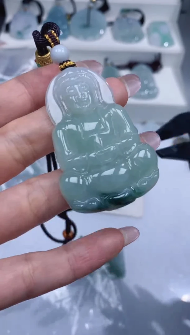 颈饰未镶嵌翡翠吊坠