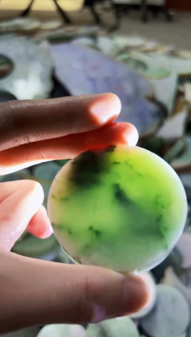 【闪购商品】翡翠颈饰未镶嵌A货吴玉297