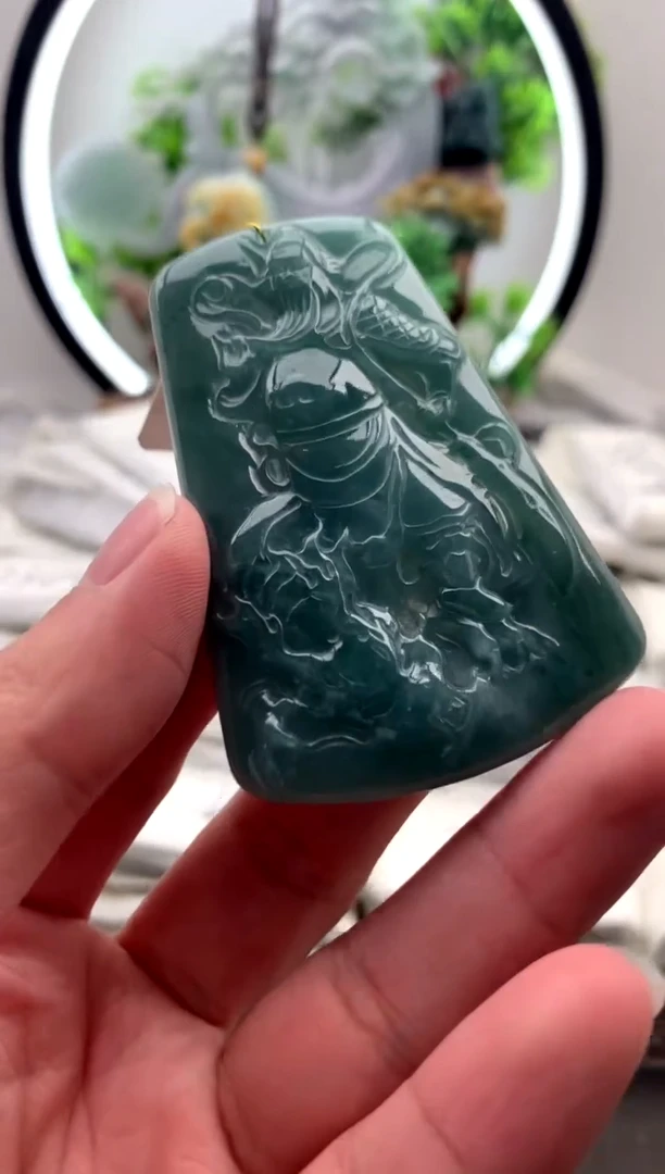 【闪购商品】翡翠颈饰未镶嵌关公【品质一般能接受再拍】