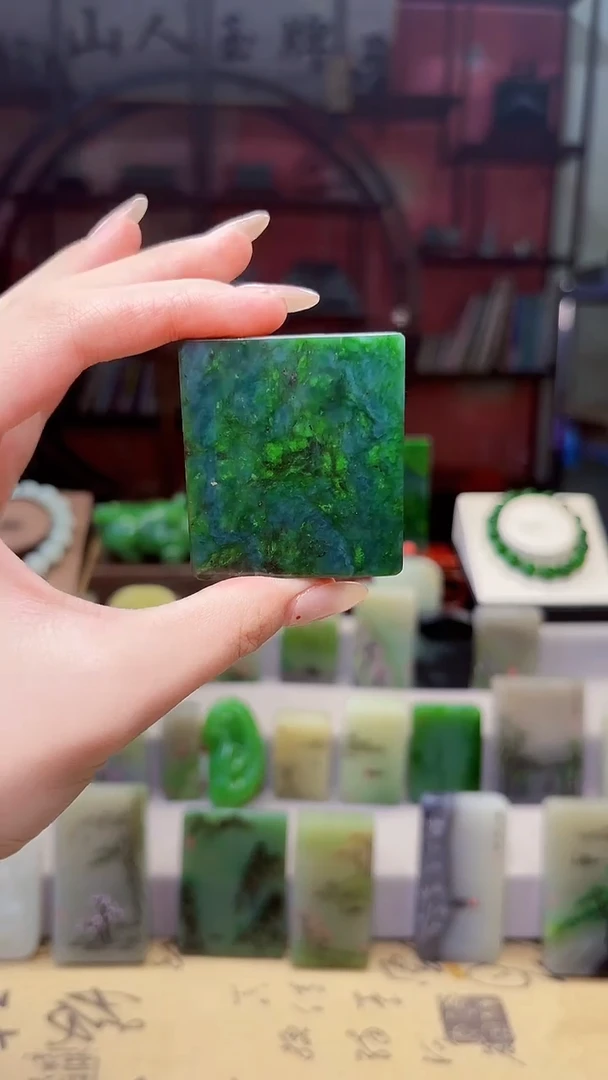 未镶嵌和田玉挂件5