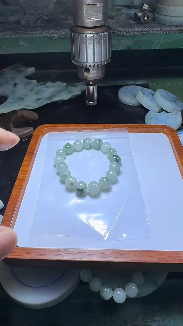 未镶嵌手链翡翠丽发一条