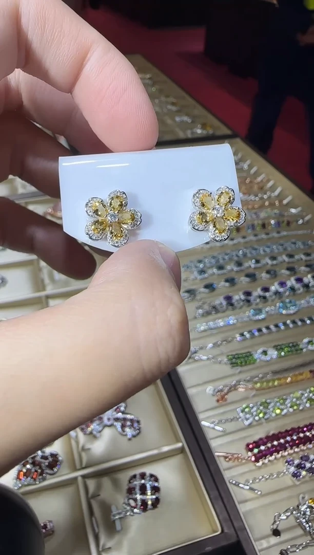 银S925镶嵌耳饰黄晶13mm耳钉