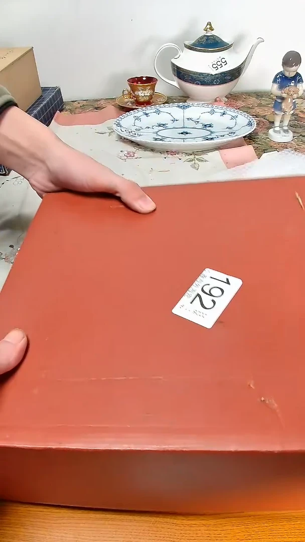 瓷片踏**梅小淼海外陶瓷工艺品