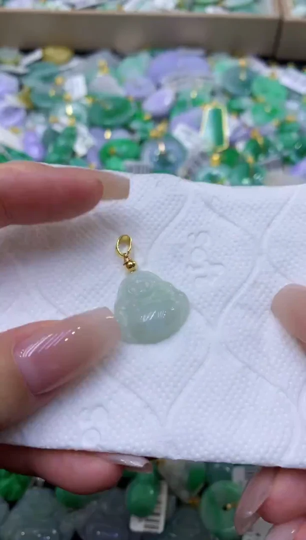 颈饰未镶嵌翡翠天然缅甸翡翠A货