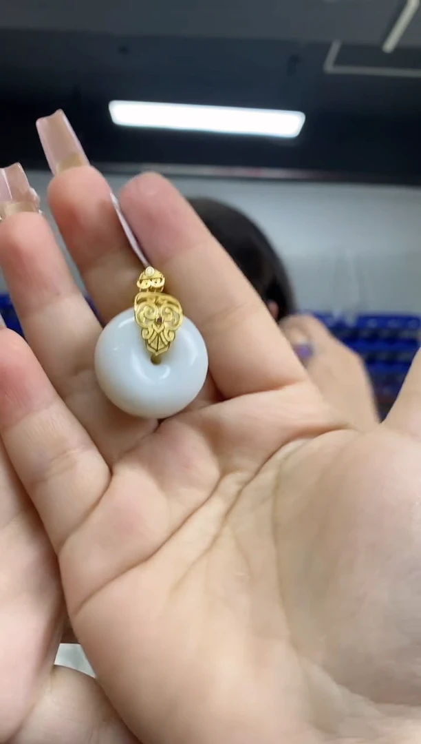 和田玉银S925镶嵌吊坠(不含链)多样性发其一颜色微差