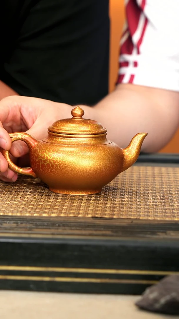 茶壶紫砂ZCJ34《笑樱》金贝烧