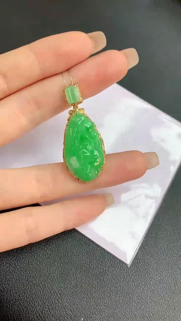 【闪购商品】翡翠颈饰18K金镶嵌赠礼盒证书 珍珍