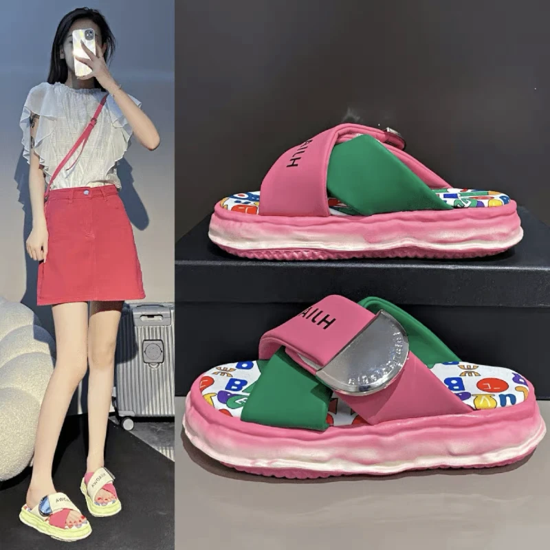 厚底凉拖鞋女夏季外穿2025年新款网红超火小众涂鸦沙滩凉鞋踩屎感