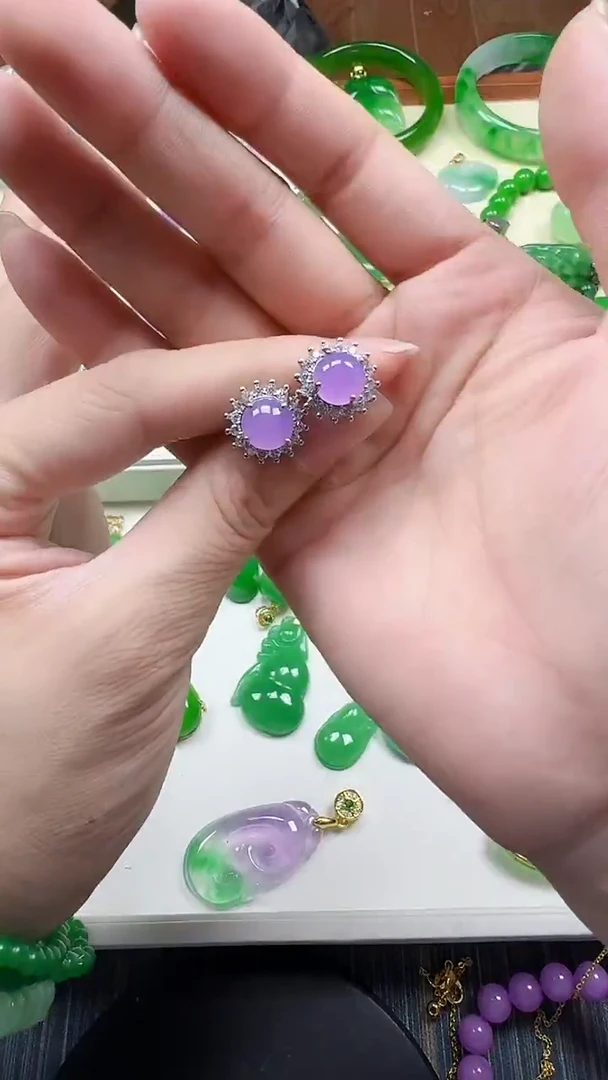 颈饰未镶嵌翡翠冰紫蛋面耳钉