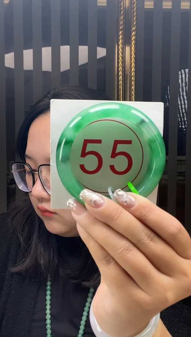 未镶嵌手镯石英质玉99