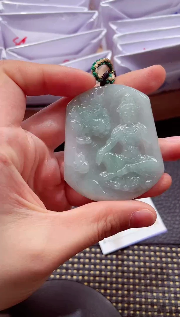 颈饰未镶嵌翡翠20251231
