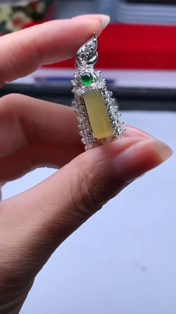 散珠翡翠缅甸A货+证书