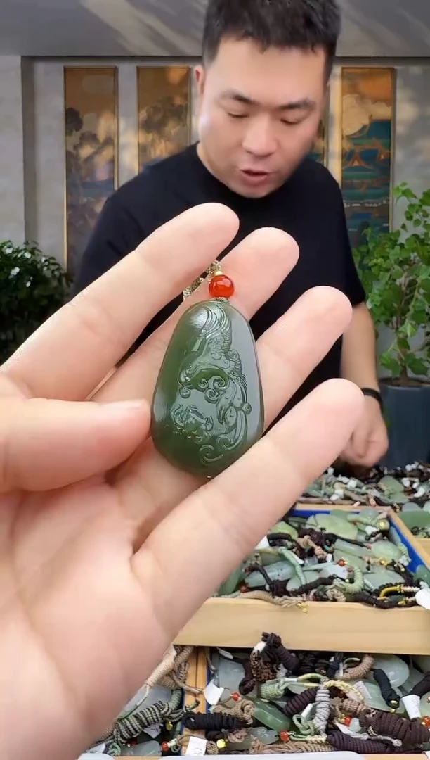 未镶嵌和田玉挂件拍一发一