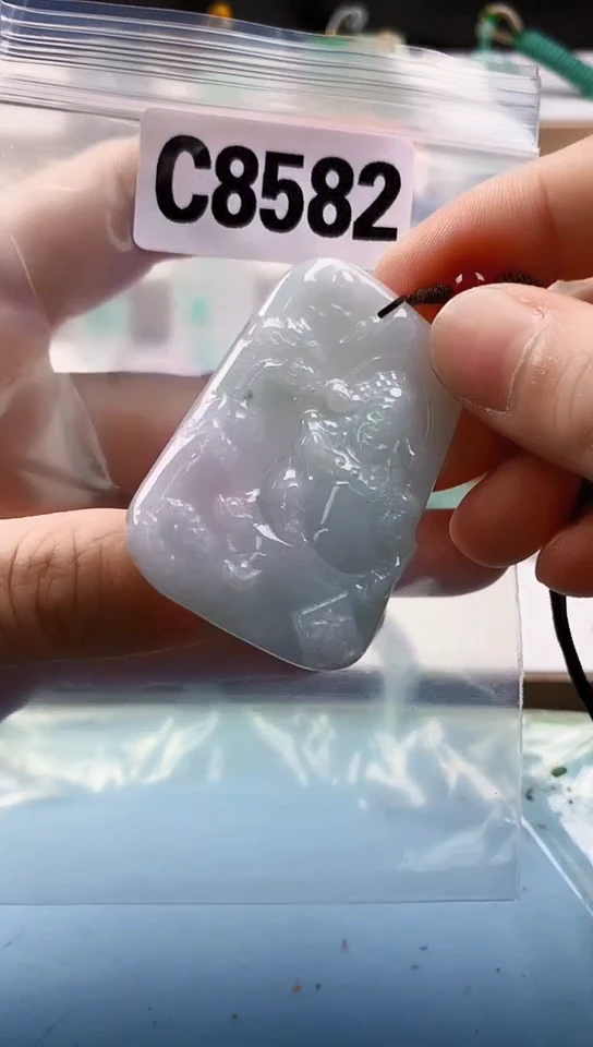翡翠未镶嵌颈饰天然翡翠吊坠挂件