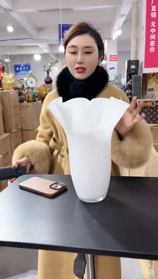 【闪购商品】玻璃私花贸易祁祁-微瑕--NU5RY