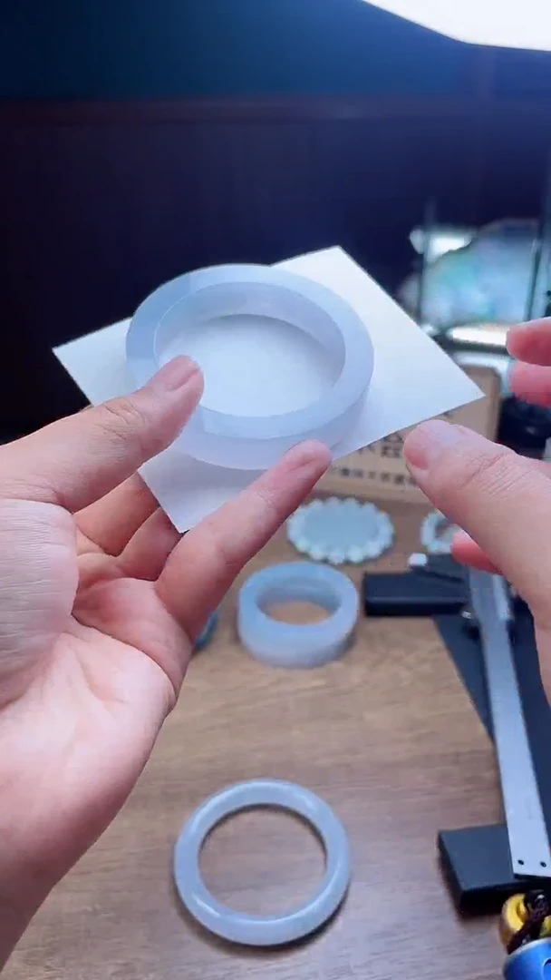 定制翡翠手镯未镶嵌定制