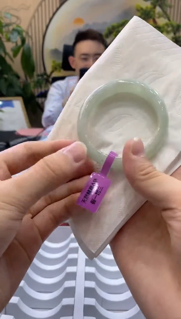 翡翠手镯未镶嵌0000001546