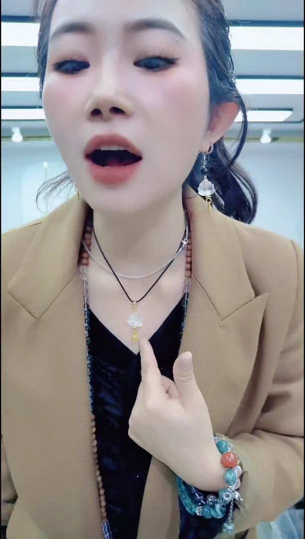 合金颈饰水晶2767白水莲花吊坠