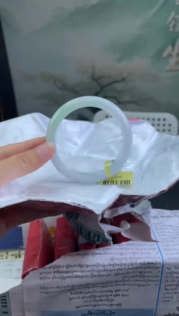 翡翠手镯未镶嵌6翡翠手镯