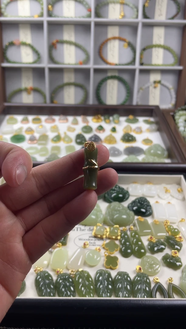 吊坠(不含链)银S925镶嵌和田玉1