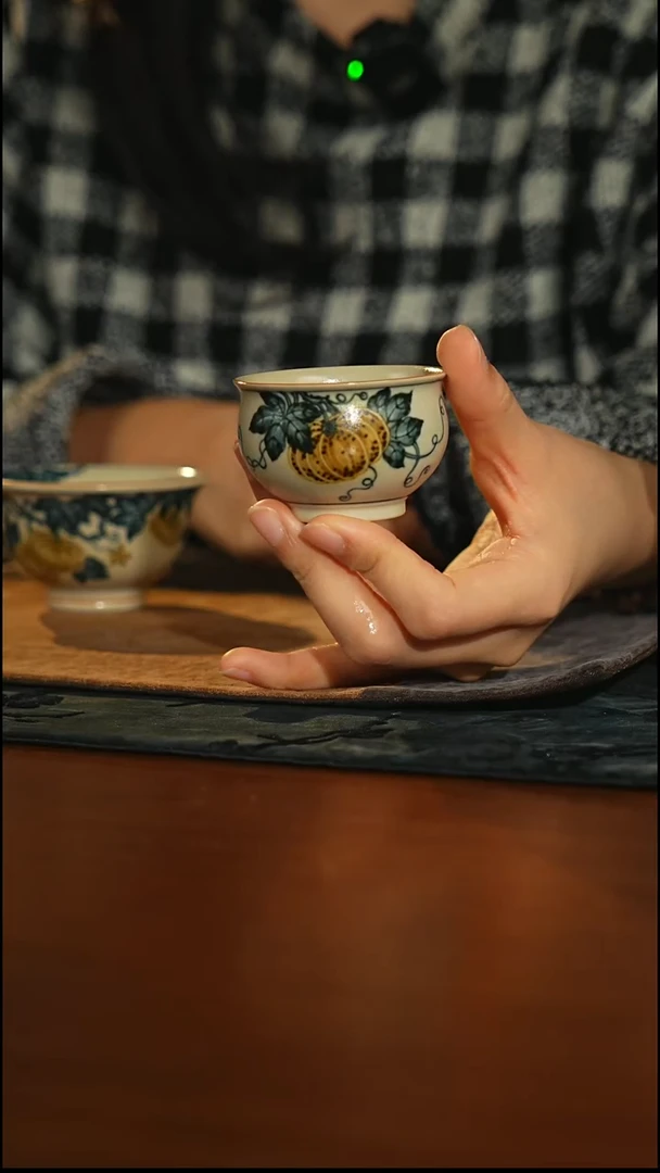 瓷片一生一物南瓜花苞杯