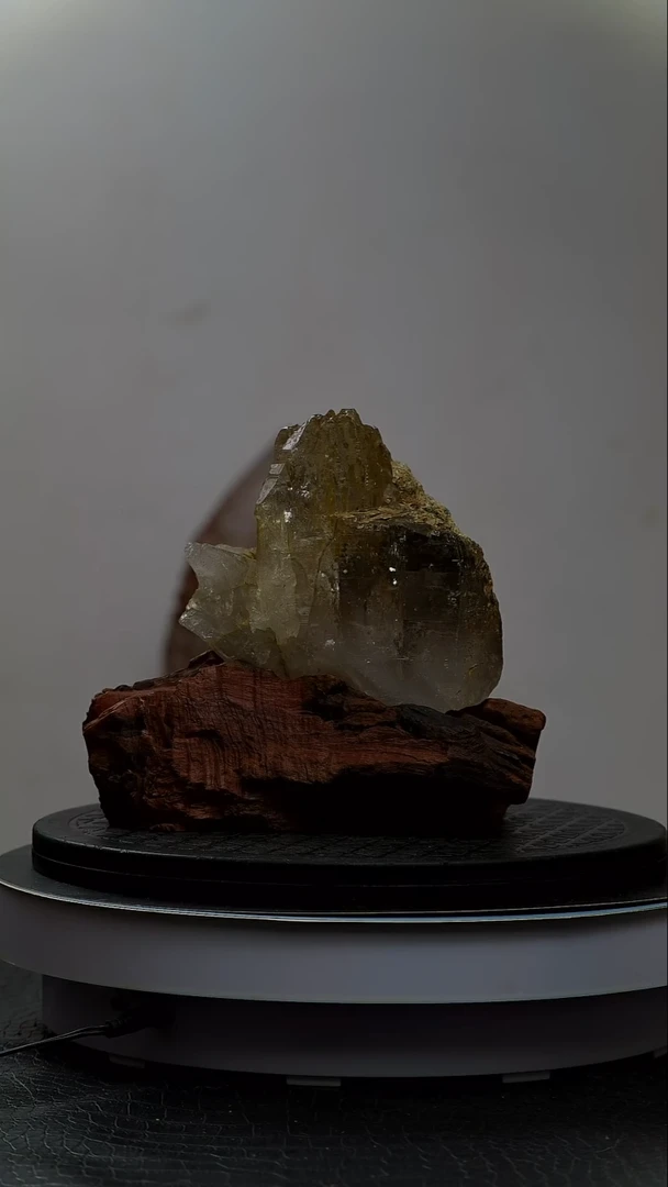 水晶珠宝半成品未镶嵌天然水晶居家办公摆件