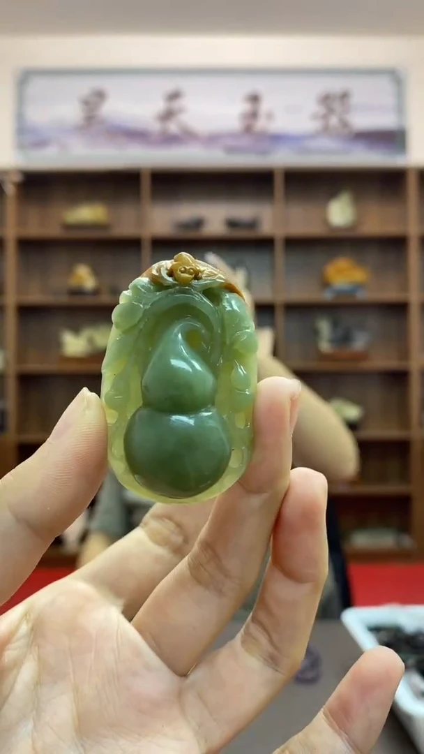 【闪购商品】岫岩河磨玉（透闪石质玉）吊坠未镶嵌吊坠