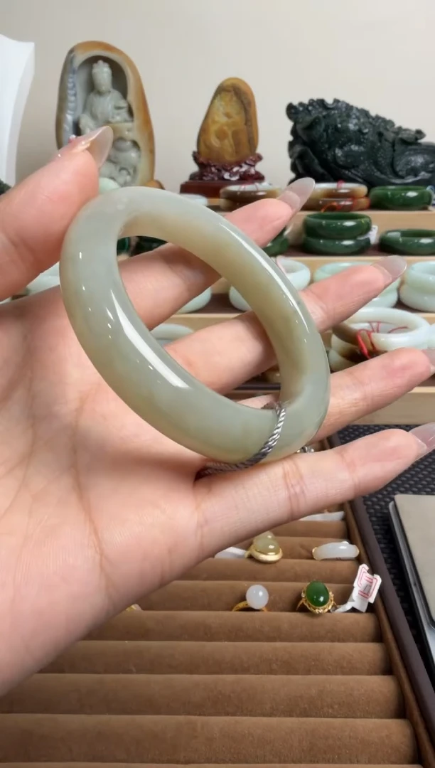 颈饰未镶嵌和田玉手镯54