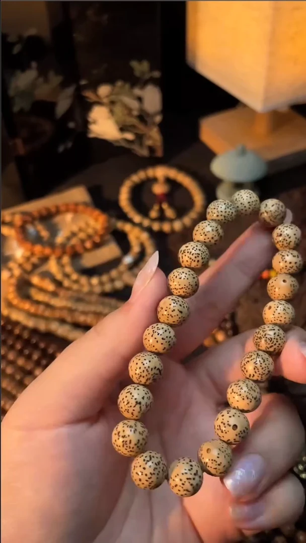 手串星月菩提精工级陈籽B圆珠10手串（白）