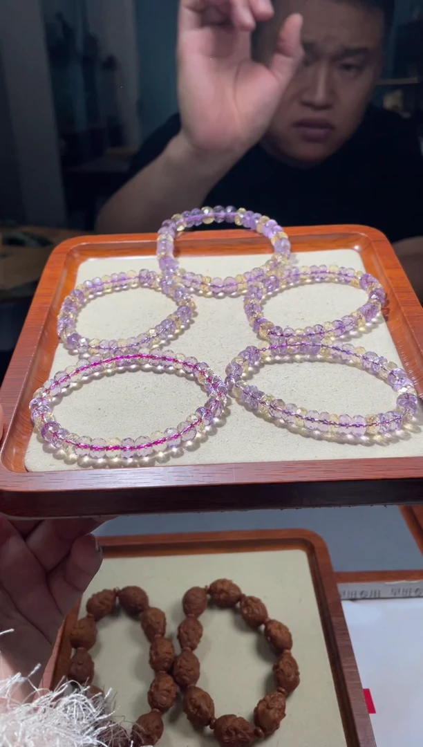 【闪购商品】水晶手串未镶嵌-19HDJT0132013多样性发其一